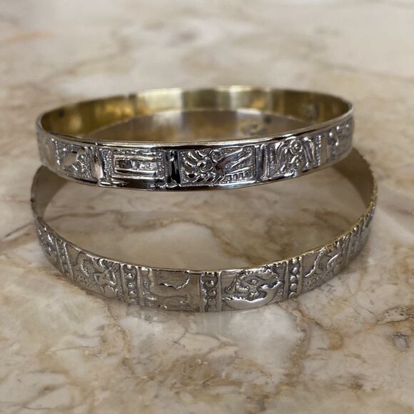 Set of 2 Mexican Silver Bangle Bracelets - Picture 1 of 10